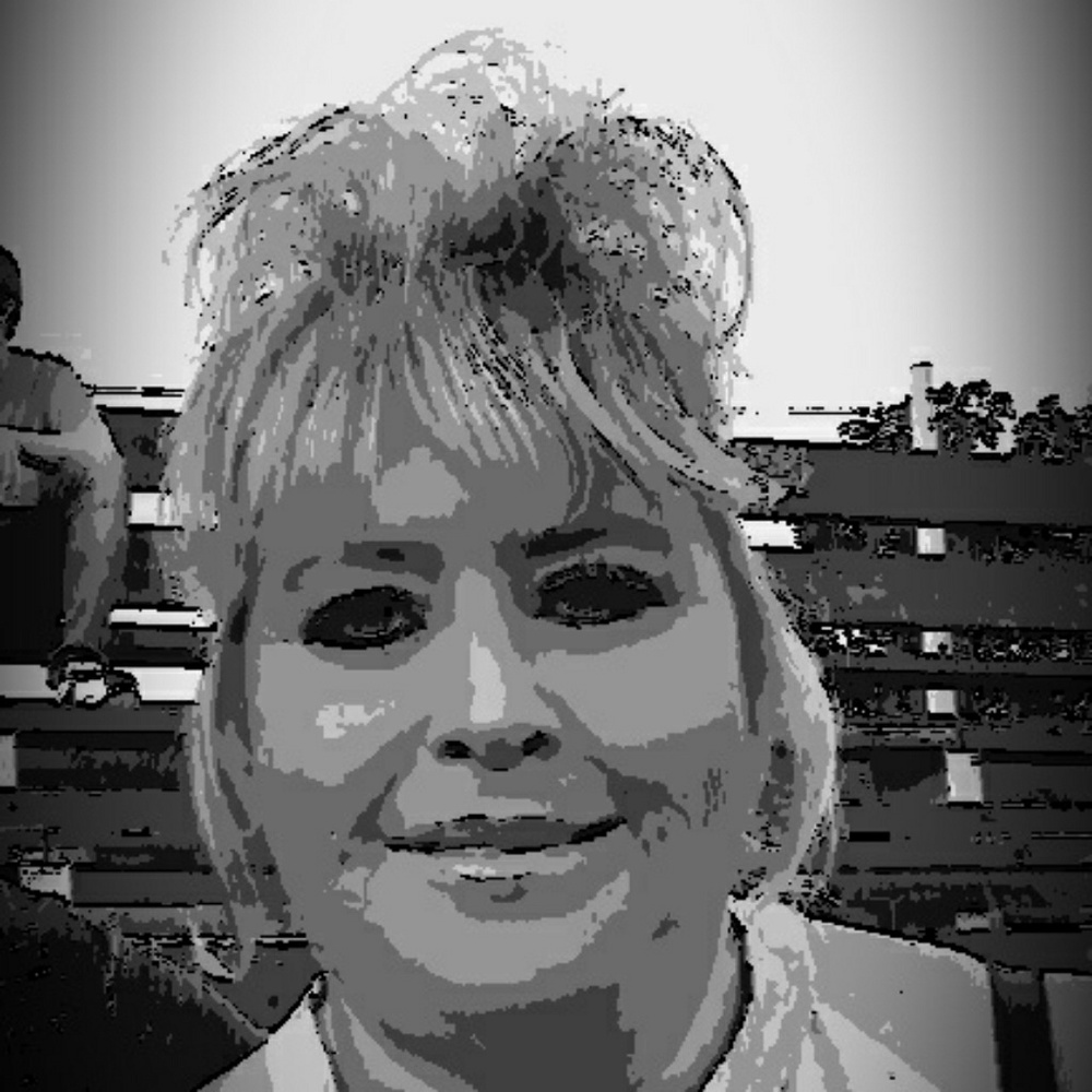 Meet your Posher, Angie